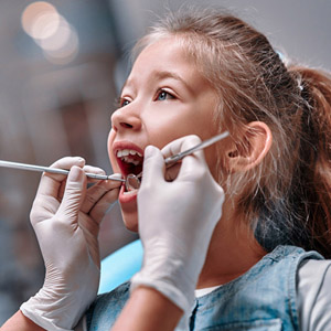 Heath Dental Group treats children